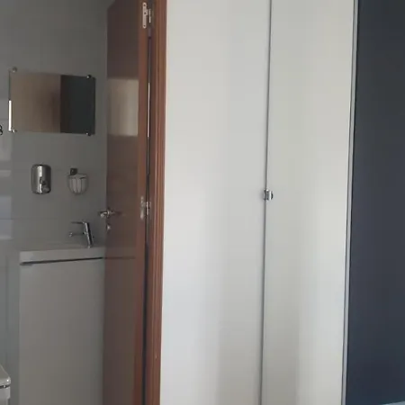 Pensamento Iv 3* ליסבון